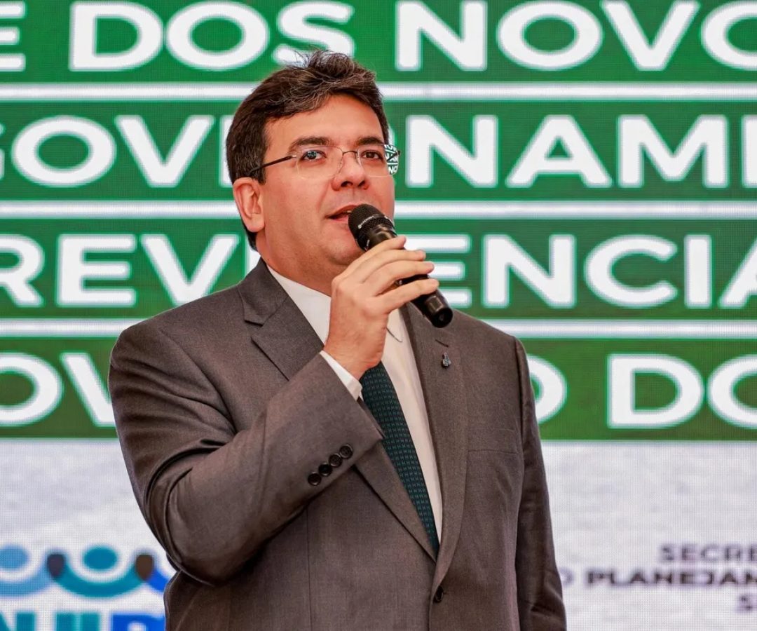 3684_rafael-fonteles-anuncia-novos-concursos-para-oxigenar-o-serv-jpeg-1200x0-q95-crop-jpeg.jpeg
